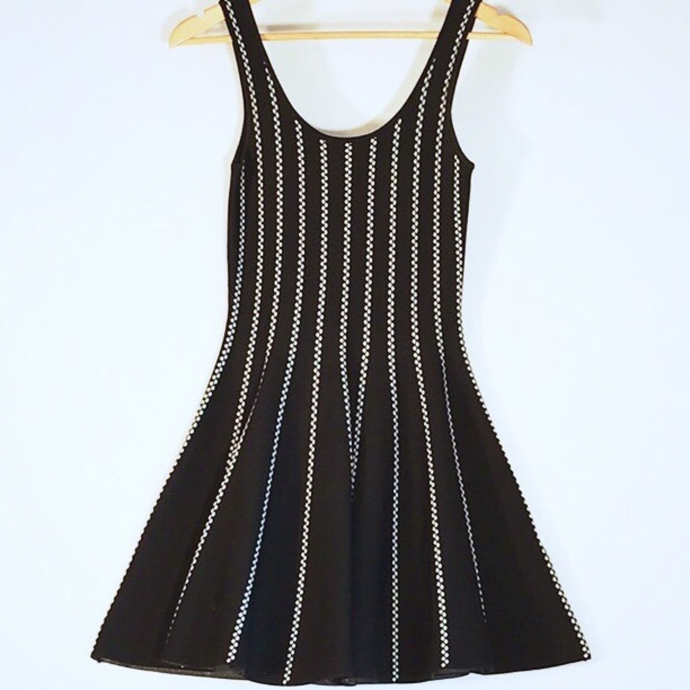 Bebe Black & White Pin Striped Sleeveless  Dress